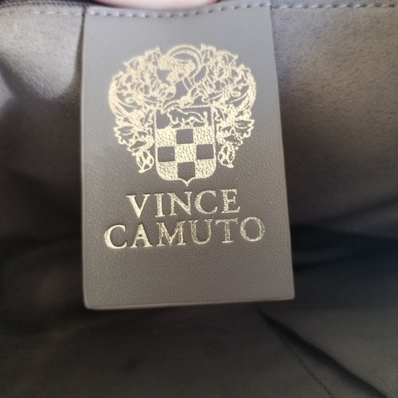 Vince Camuto Meliss Tan Color Leather Crossbody bag EUC - Picture 10 of 16